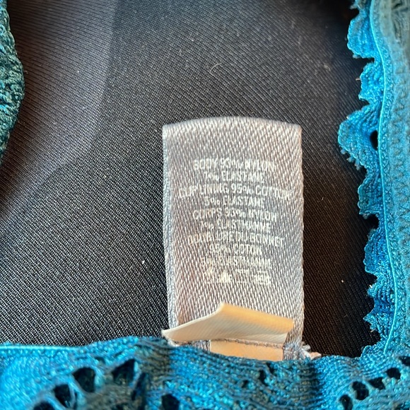 Floral Lace Bralet - Picture 4 of 4